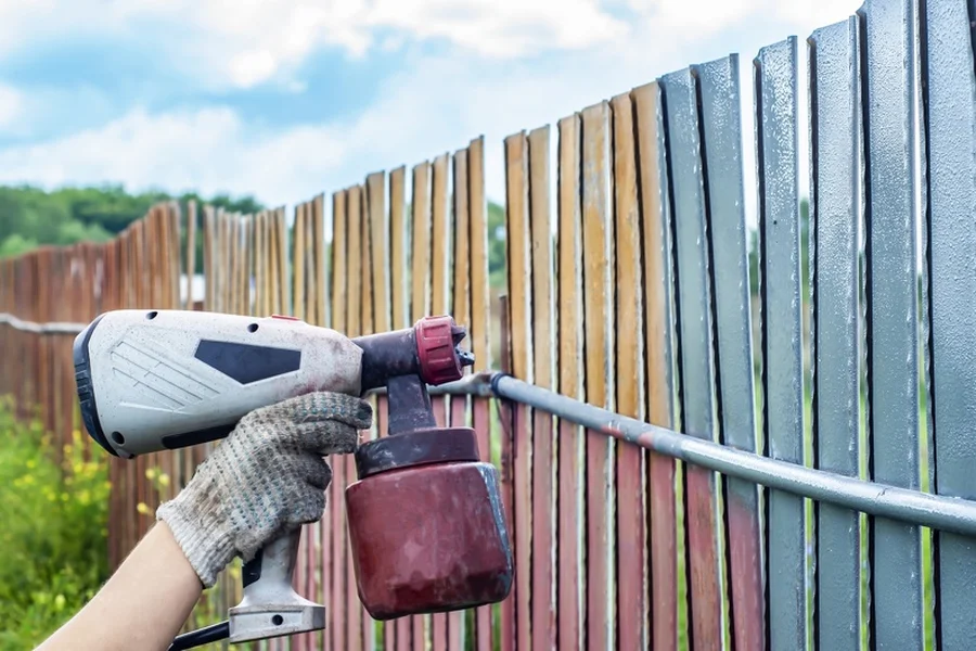 The Benefits Of Regular Fence Painting And Maintenance Bertram, TX